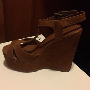Aldo wedges